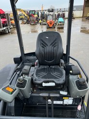 Mini pelle Yanmar VIO27-6 Canopy