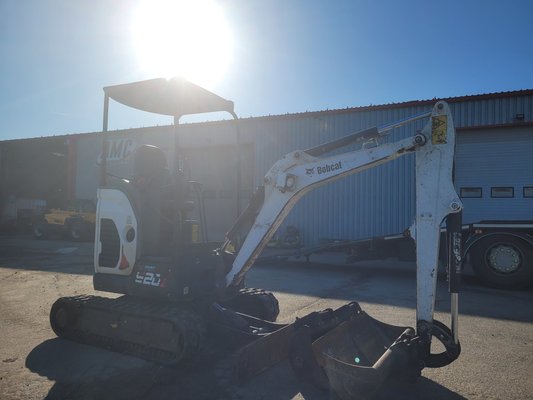 Mini pelle Bobcat E20Z