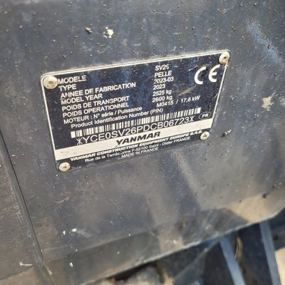 Mini pelle Yanmar SV26 Essentiel +