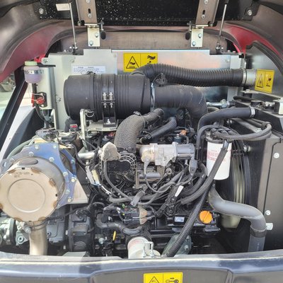 Chargeuse articulée Yanmar V7-HW