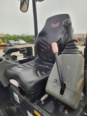 Mini pelle Yanmar VIO23 CANOPY