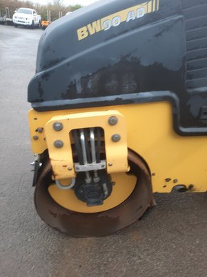 Compacteur tandem Bomag BW90AD5