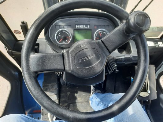 Chariot élévateur Heli CPCD25