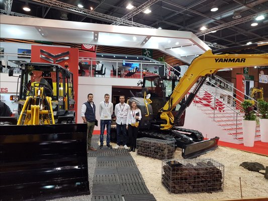 Chloé, Damien et Florian vous attendent sur le stand YANMAR à INTERMAT